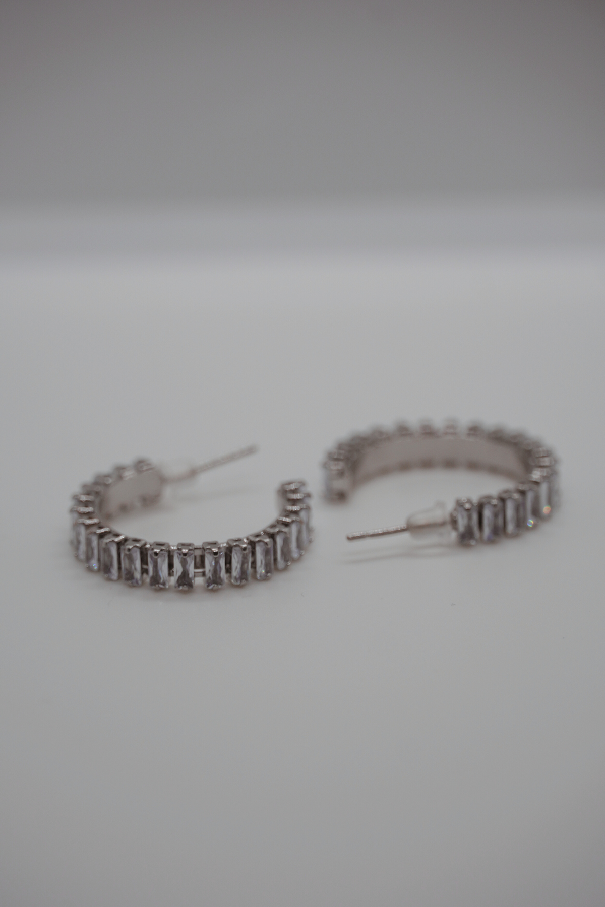 Radiant Silver Earrings – Detailansicht