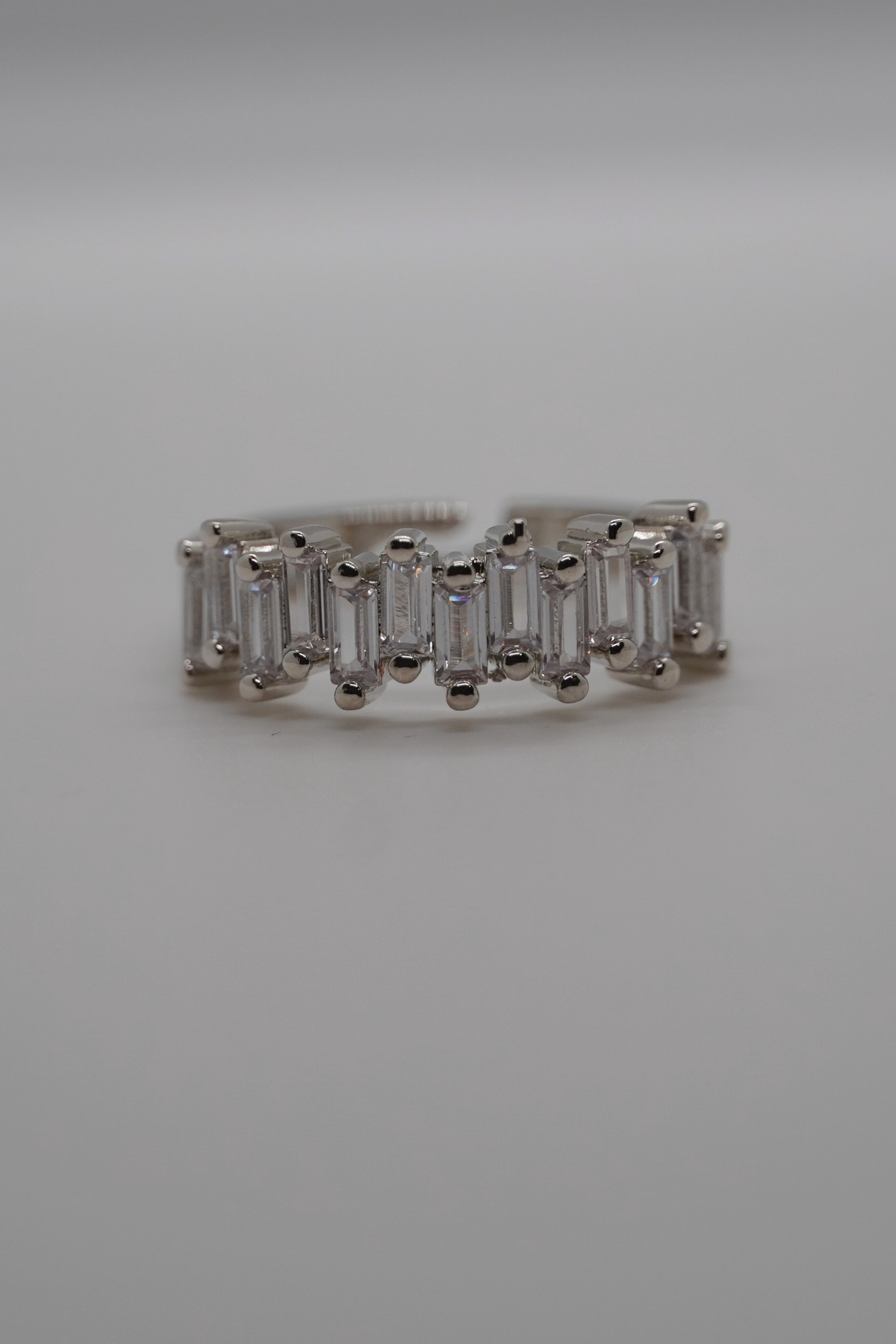 Glowy Ring in Silber mit rechteckigen Schmucksteinen