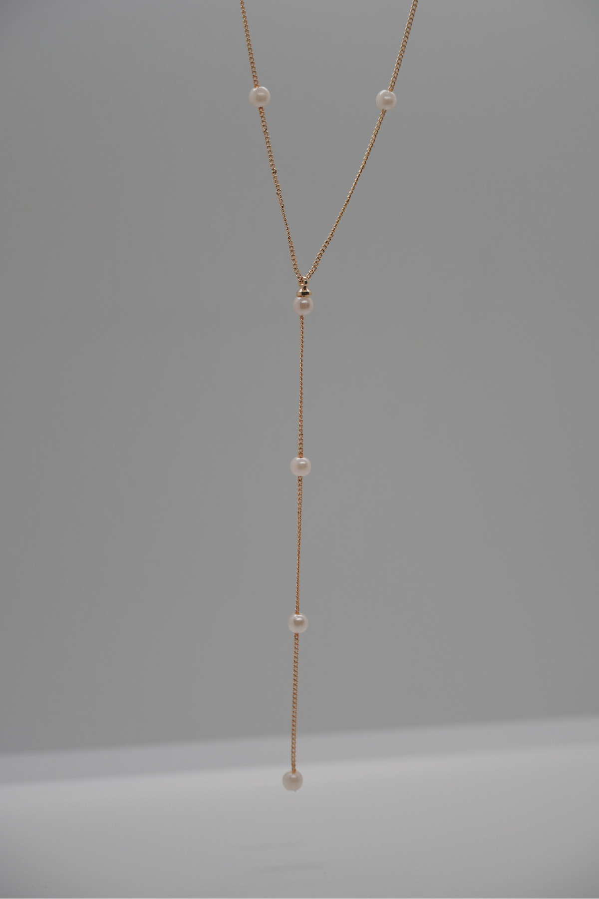 Detailansicht der The Pearl Halskette von arya store